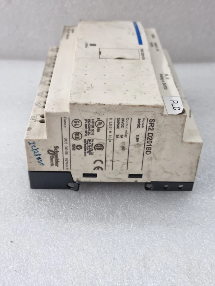 Schneider Telemecanique SR2 D201BD 24VDC Compact Smart Relay (Used)